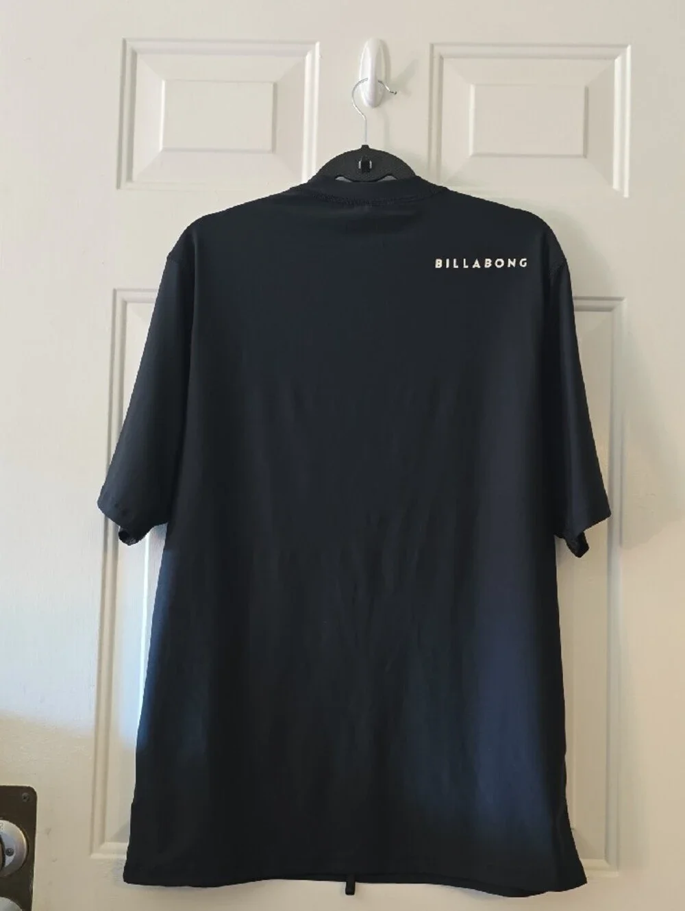 Billabong Black Short-Sleeve Hawaii Graphic Tee